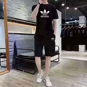 新款夏季短袖阿迪达斯运动套装男潮流韩版t恤短裤潮男搭配一套装