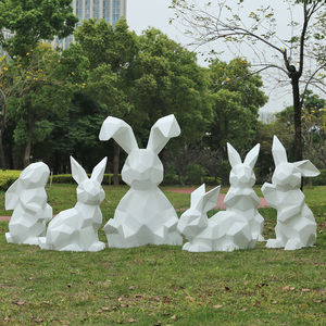 玻璃钢几何兔子公仔雕塑园林景观草坪动物装饰品户外幼儿园大摆件