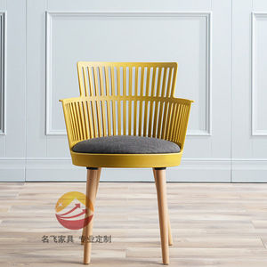 简约塑料靠背餐椅快餐店KFC桌椅子奶茶店北欧创意镂空休闲木制椅