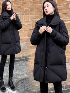 黑色羽绒棉服女冬加厚2023年新款中长款宽松大码时尚洋气白绒外套