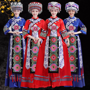 湘西土家族服饰女演出成人舞蹈服装旅拍写真传统恩施西兰卡普盛装