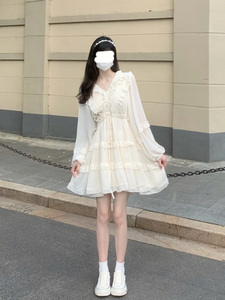 甜美长袖白色连衣裙温柔风淑女雪纺短裙设计感小众别致娃娃裙春季
