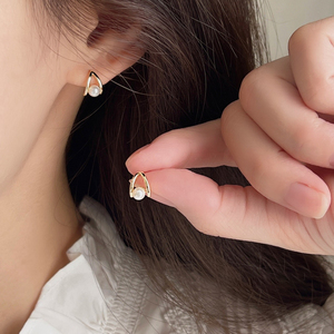 S999纯银针珍珠耳钉2023年新款潮养耳洞小巧耳环气质高级感耳饰女