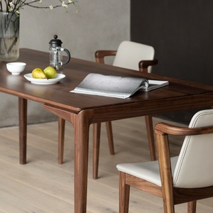 北欧实木餐桌极简家用书桌复古小户型轻奢饭桌侘寂风简易客厅长桌