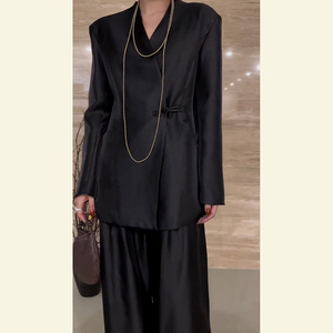 春装搭配一整套高级感小洋装新中式复古国风黑色缎面西装两件套装
