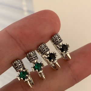 s925银复古独特设计皇冠祖母绿黑锆石耳环女耳扣