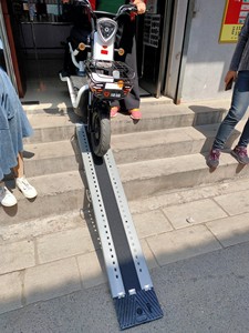 电动车上楼梯斜坡板摩托便携式坡道板垫折叠装车台阶垫板装卸上下