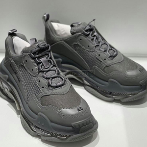 Balenciaga/巴黎世家 Triple S 新款 深灰色 气垫 老爹鞋运动鞋