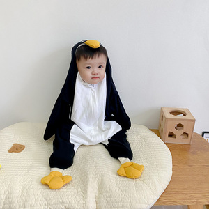 婴儿衣服可爱小企鹅海星抱衣宝宝秋季外出抱被卡通睡袋秋装连体衣