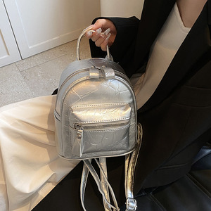 辣妹银色双肩包包女式2024新款时尚韩国流行小背包百搭手提旅行包
