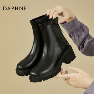 Daphne达芙妮 时尚粗跟靴子女推荐~黑色短筒靴2023新款春秋高跟鞋
