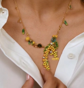 法国les普罗旺斯经典系列小黄果绿叶宝石钻项链