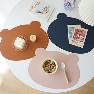 幼儿园ins热卖可爱小熊皮革PVC餐垫双面隔热垫防水防油儿童桌垫