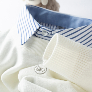 舒适有质感！冬季白色衬衫领针织衫长袖修身条纹保暖假两件毛衣男