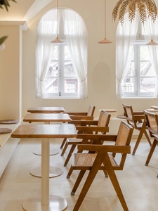 北欧奶茶甜品店咖啡厅实木餐桌小方桌圆桌餐椅烘琣店休闲桌椅组合