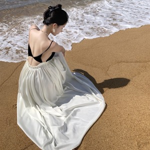 深V辣妹吊带露背连衣裙女波西米亚海边度假沙滩裙风情万种的裙子