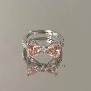 粉钻蝴蝶结戒指女小众设计感粉色爱心食指戒时尚开口指环可调节