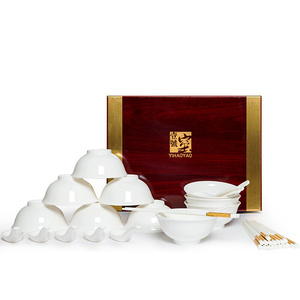 碗碟套装家用简约骨瓷餐具套装中式套碗德化白瓷羊脂玉瓷礼盒