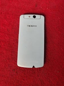 （议价）OPPO手机N5117屏幕完好，充不起电，屏幕显示充电图像，