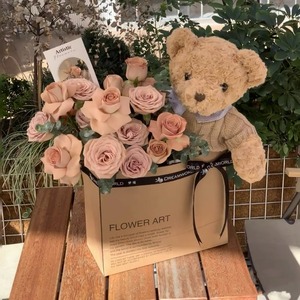 泰迪熊纸箱卡布奇诺玫瑰仿真永生花束干花香皂花生日礼物送女朋友