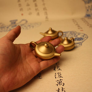 茶壶小型迷 小号黄铜把把壶手把件创意桌面中国风小摆件纯铜招财
