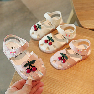 2023夏季新款宝宝学步鞋女童凉鞋可爱小樱桃婴儿鞋软底小童