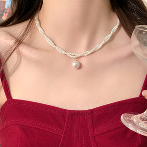 法式复古珍珠项链女士轻奢小众2024新款爆款锁骨链高级感气质颈链