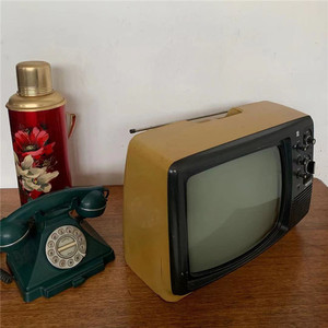 黑白电视机70-80年代橱窗装饰品老式怀旧可摄影道具摆件装饰能播