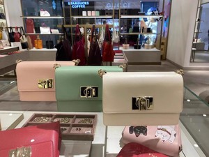 代购FURLA/芙拉女包 23FW新款1927纯色迷你通勤单肩斜挎链条包