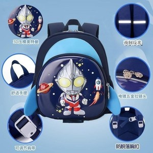 日本小背包可爱卡通幼儿园出游可爱的书包防水大班男童双肩