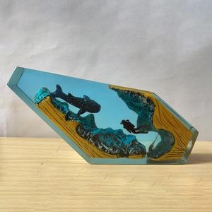 摆件树脂创意潜水员海洋品灯桌面礼物实木饰品灯座鲸夜鲸鱼艺术头