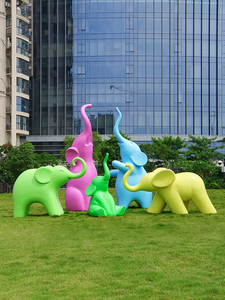户外抽象动物大象雕塑玻璃钢步行街商场美陈景观装饰大型落地摆件