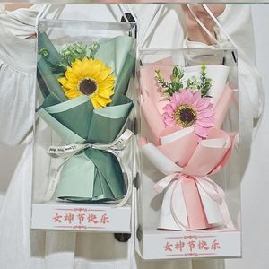新疆包邮三八妇女节礼物送员工妈妈实用的小礼品礼盒香皂玫瑰花束
