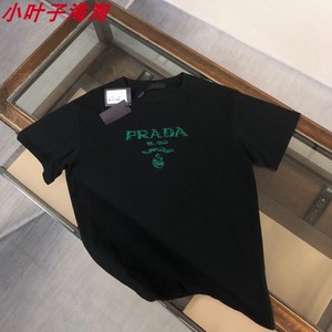 Prada/普拉达男士夏季简约字母印花logo短袖休闲运动圆领套头T恤