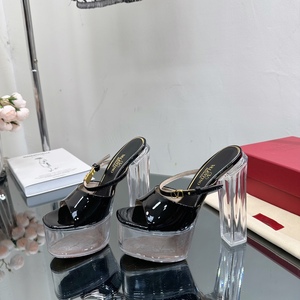 代购Valentino/华伦天奴女鞋 2024新款水晶透明底超高跟凉拖单鞋