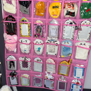 手机收纳挂袋挂墙毛绒玩具公仔多功能幼儿园插卡布袋子透明整理袋