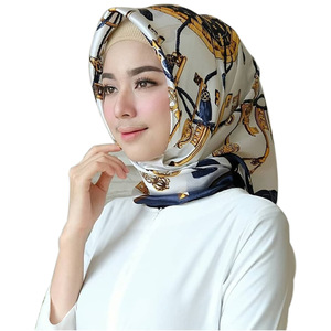 欧美亚马逊scarf 链条印花仿真丝丝巾90cm大方巾马来西亚头巾