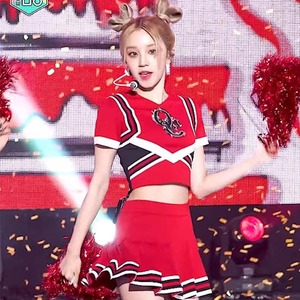 韩国女团宋雨琦同款啦啦队打歌服年会舞台表演服装啦啦操运动比赛