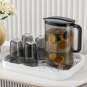 茶花家用简约冷水壶塑料大容量凉水壶耐高温透明水杯套装冰箱果汁