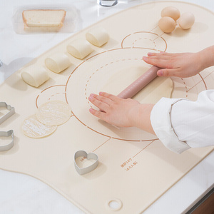 OTB硅胶免粘擀面砧板水饺和面板揉面垫 烘焙垫带刻度Joseph同质量