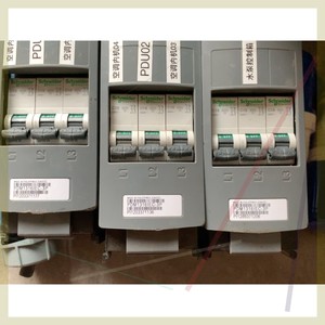 PDM1316IEC-3P  施耐德APC配电模块电源，二手