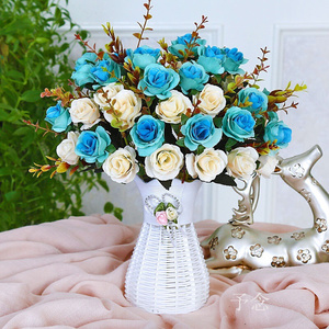 高档床头柜清雅假花摆件塑料瓶仿真花瓶欧式塑料花室内带玫瑰花结