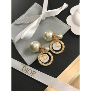 Dior/迪奥 24SS新款珍珠贝母耳环大小珍珠后挂式两戴复古气质耳钉