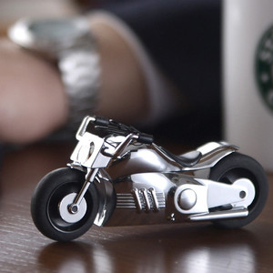 德国TROIKA 商务办公桌面镇纸创意生日礼物 摩托车模型减压玩具