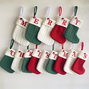 圣诞袜礼物袋红白绿三色针织刺绣英文字母袜圣诞节装饰圣诞树挂件