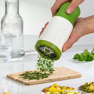 新款 Herb Grinder器 磨蒜器 香菜磨碎器 磨香料调料研碎器