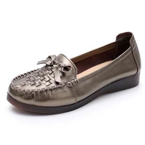 牛皮妈妈鞋 平跟水钻单鞋 真皮女鞋 多色可选 舒适柔软1856