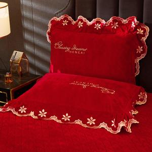 欧式夹棉床裙款三件套婚庆大红色保暖加厚宝宝绒刺绣花边防滑床罩