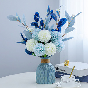 桌面陶瓷花瓶蓝白色仿真花艺尤加利桉卧室装饰品摆件树叶绣球套装