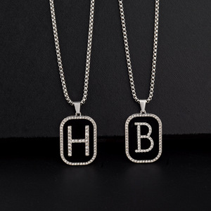 新款幸运字母H钛钢项链小众设计镶水钻B军牌吊坠男女情侣长款毛衣